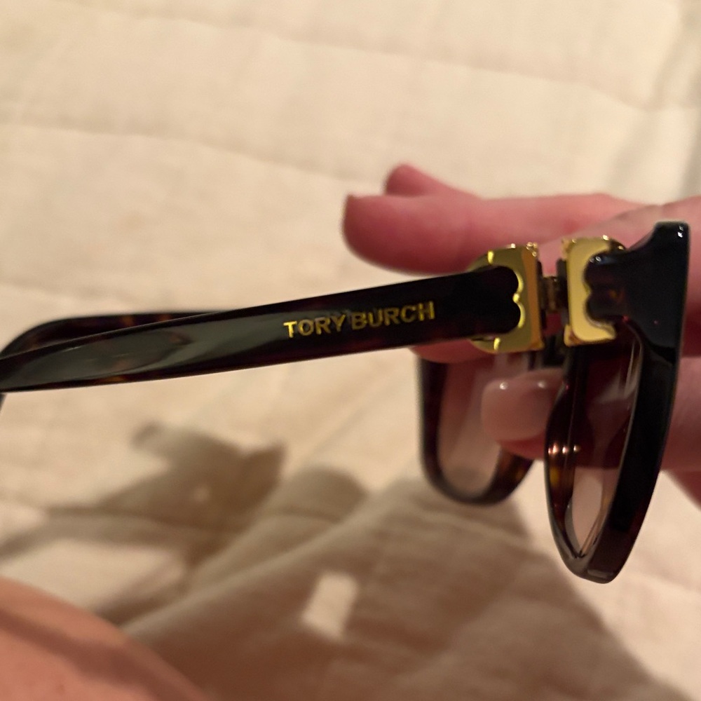 Tory Burch Tortoiseshell Sunglasses with Brown Lenses - Picture 2 of 6